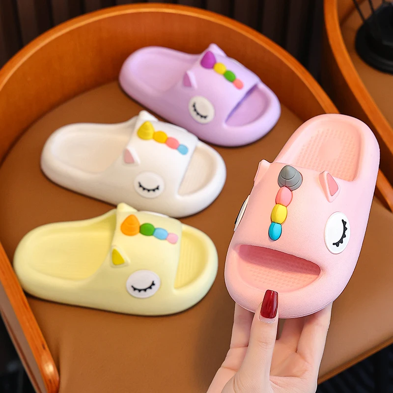 New Summer Beautiful Cute Cartoon Colt Slippers Children\'s Non-Slip Soft Sole Sandals Boys Girls Home Slides For Kids Shoes