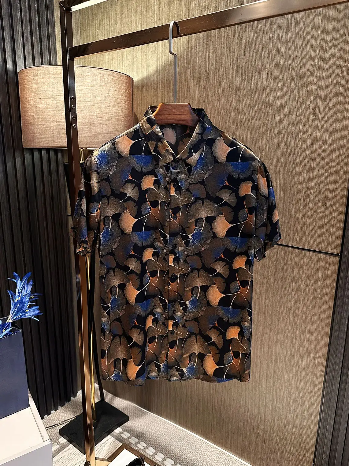 

Silk Smooth Silk ort Sve Floral irt Men's High End Printed Silk Faion Urban Sle Breathable Summer irt