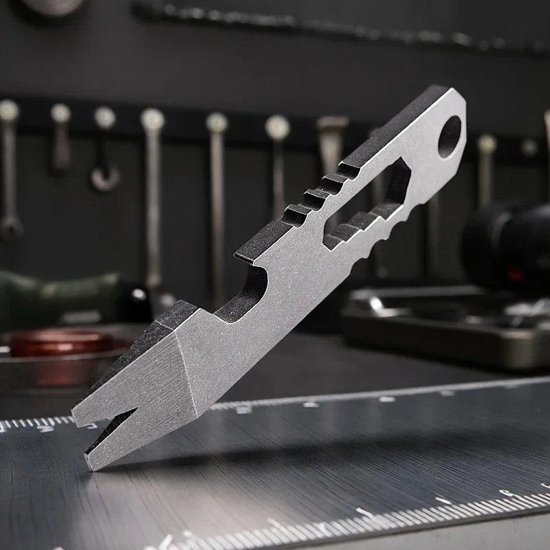

Multi-Functional Stainless Steel Mini Crowbar Keychain - Portable EDC Tool with Hex Wrench,Outdoor Survival Carry-On Tool