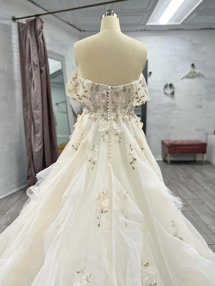 Romantic 3D Flowers Appliques Lace A-Line Wedding Dresses Off The Shoulder Ruffles Pleat Bridal Gowns