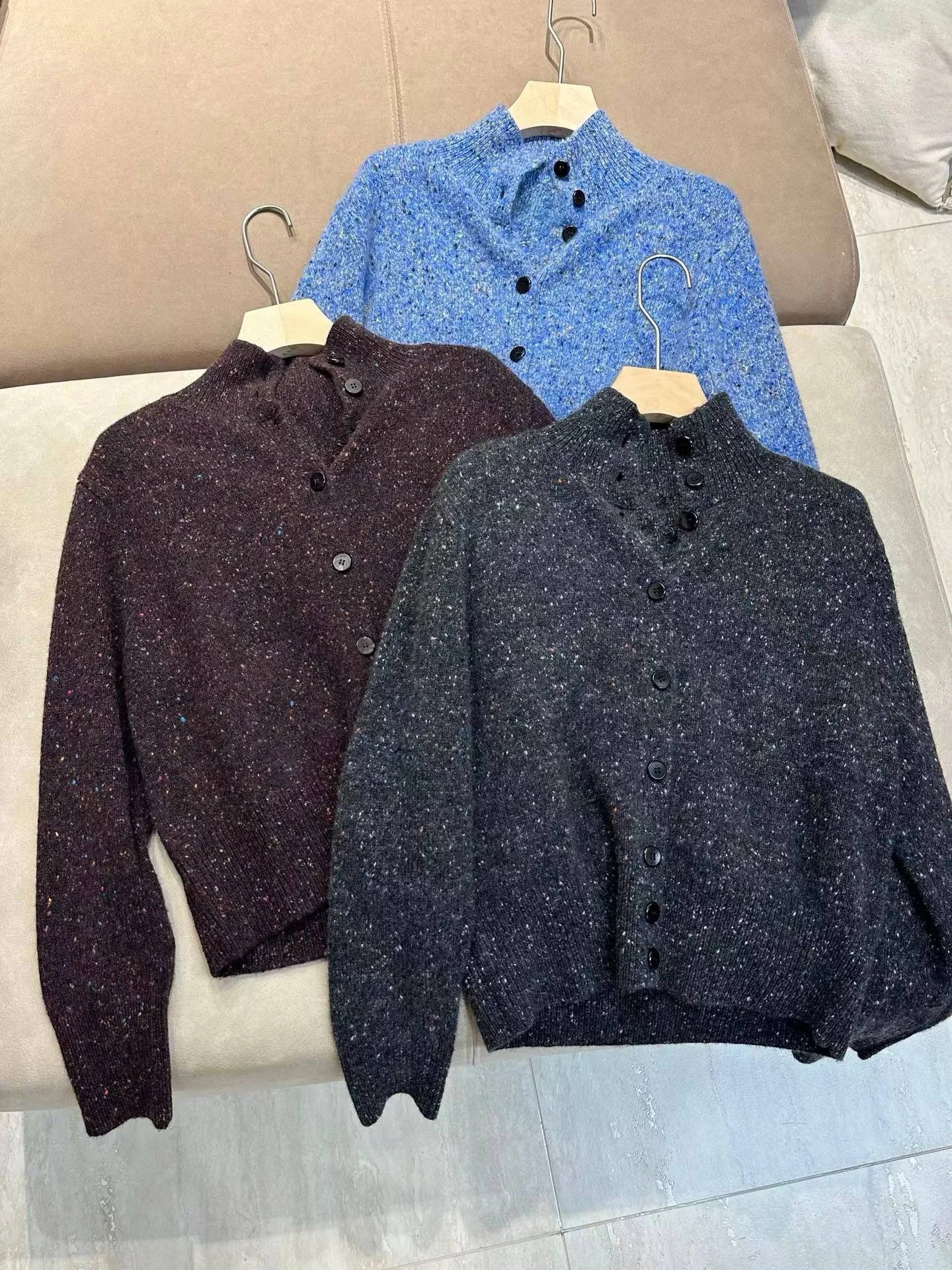Autumn/Winter 2026 New Arrival: Stylish, Vintage-Inspired Cashmere-Wool Knit Jacket – Perfect for Commuting