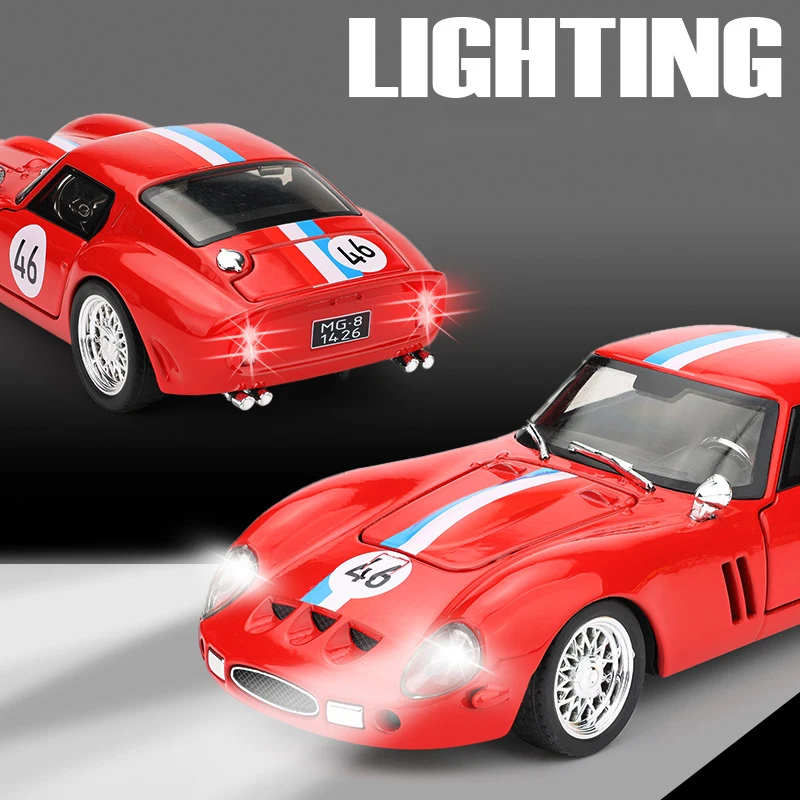 1:32 250 GTO Supercar Alloy Car Model Sound and Light Pull Back Children's Toy Collectibles Birthday gift