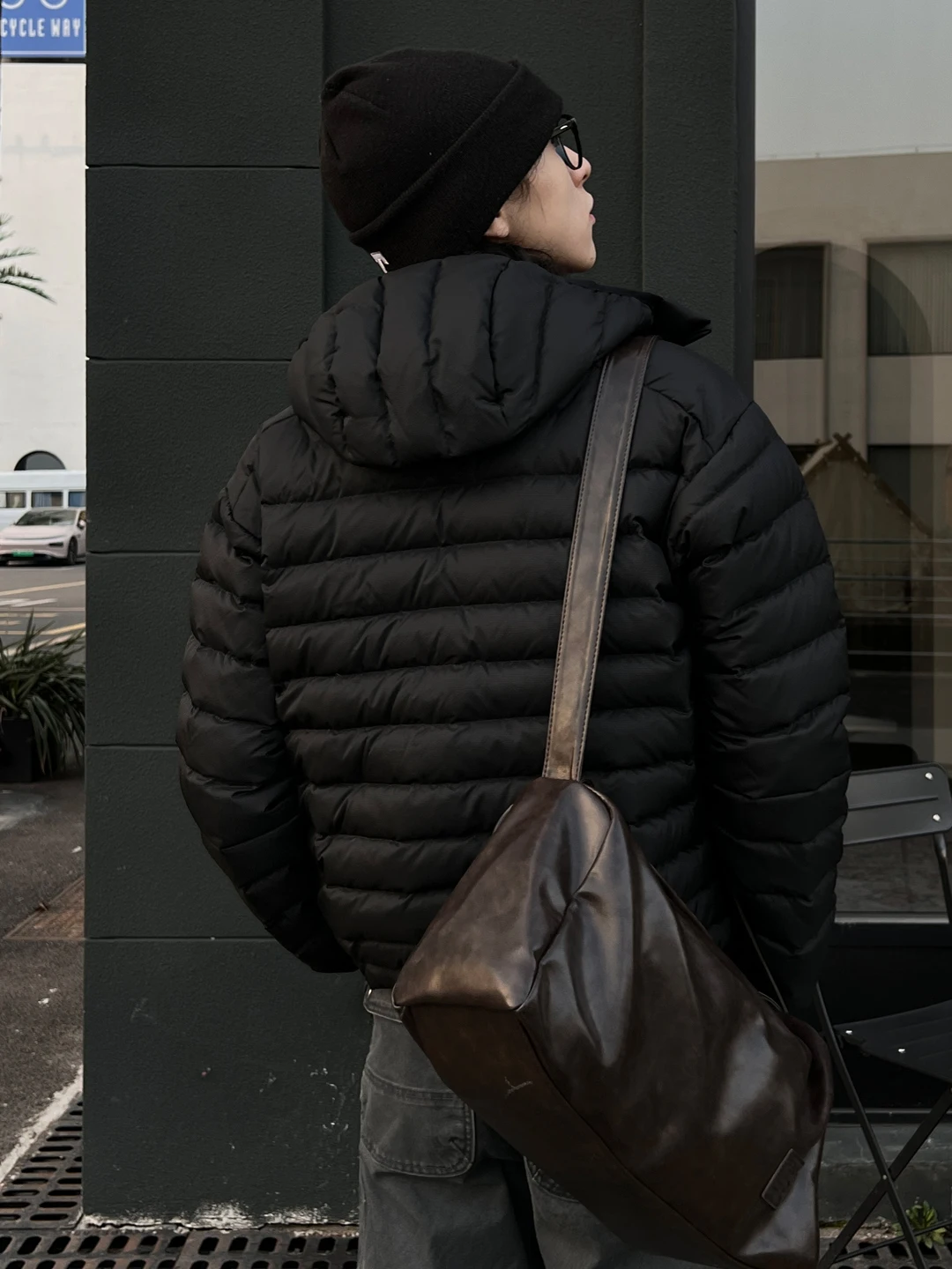 Retro Leather Pillow Bag Unisex Underarm Boston Style Casual Crossbody Bag for Youth Commuting Trendy Neutral Wind Men's Bag
