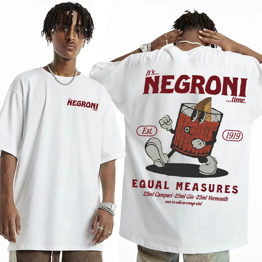 Interesting gift emojis for Negroni lovers. T-shirt for both men and women. Fun and fashionable. Street casual T-shirt.