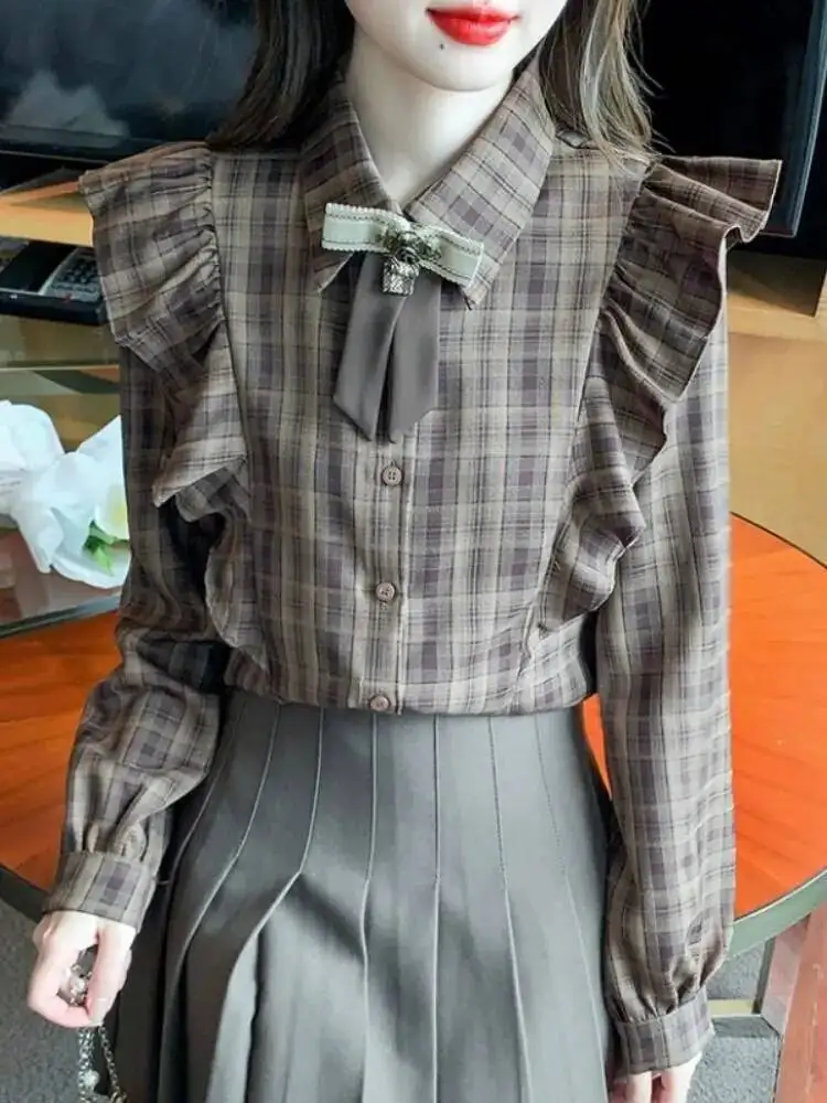 

Клетчатая рубашка с листом лотоса, новый нишевый универсальный топ с длинными рукавами, модный