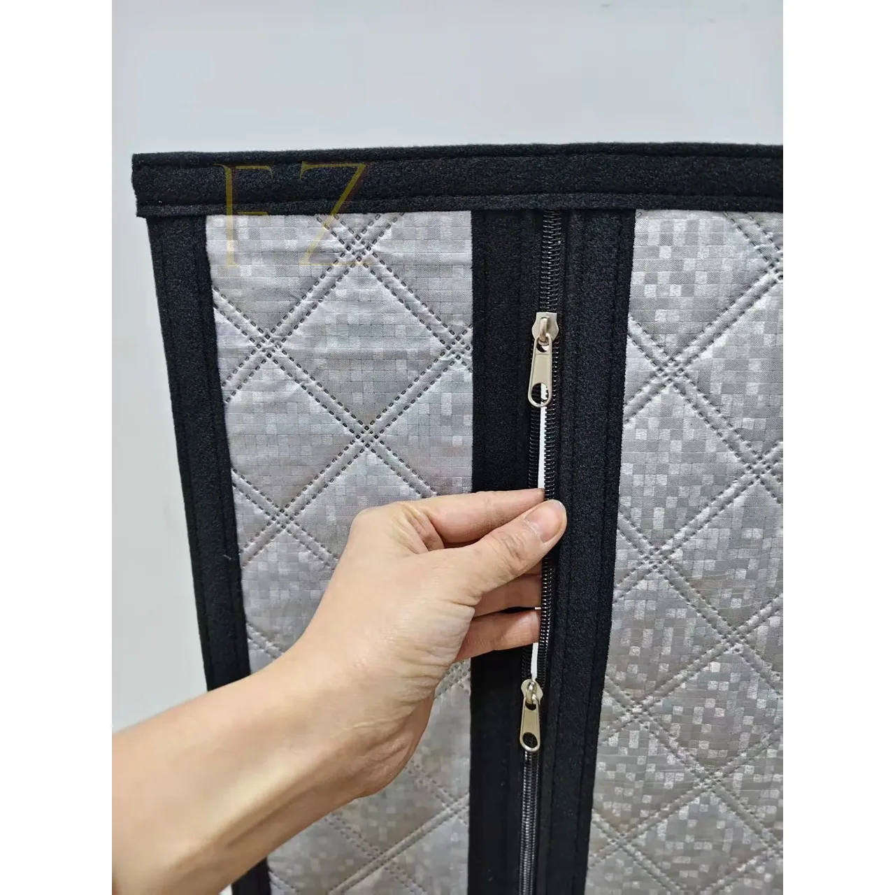 Double Zipper Winter New Thick Cotton Windproof and Warm Curtains, Home Partition Warm Curtains Come with Adhesive Buckle Tape
