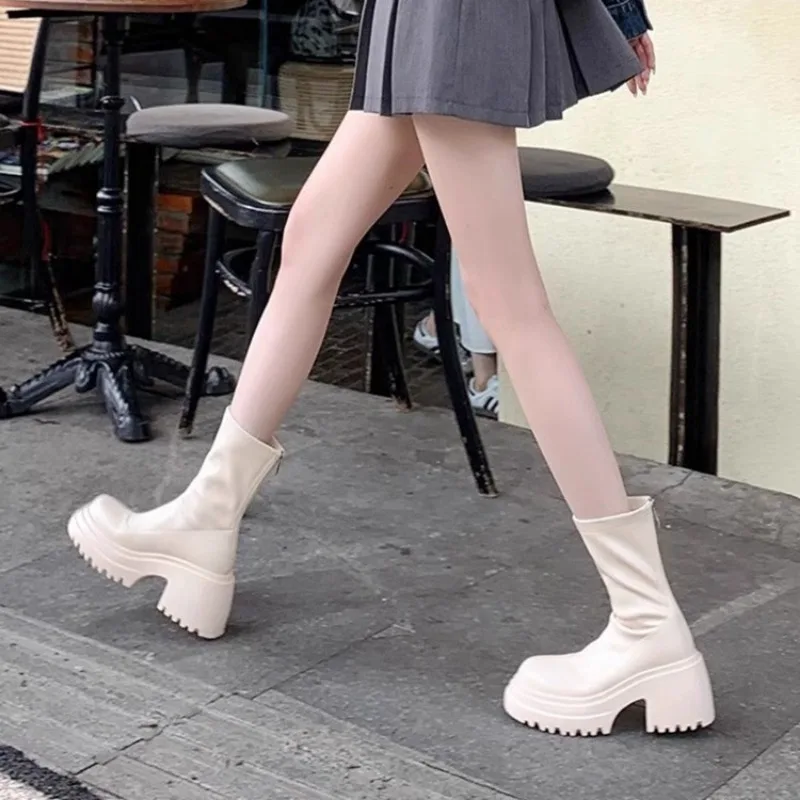 Botas elásticas de salto alto para mulheres, cabeça redonda, versátil, casual, celebridade da internet, confortável, temperamento, outono, inverno, 2022