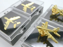 A320 777 650，1 piece Airbus Badge, Metal, Plane Shape Brooch，Special Personality Brooch Gift Souvenir for Crew Pilot Lover