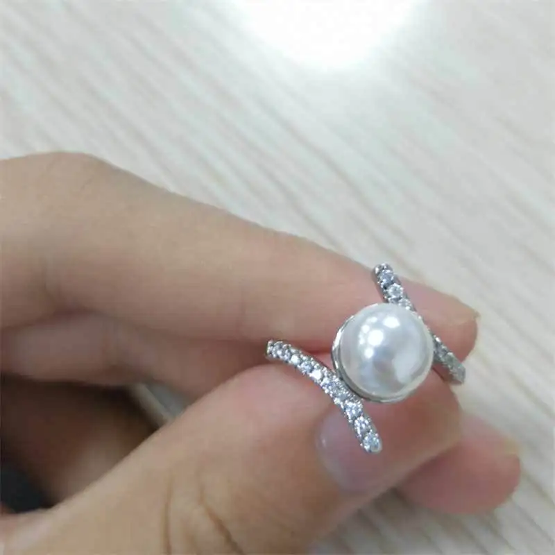 Huitan Romantic Simulated Pearl Rings For Women Luxury Wedding Anniversary Accessories Engagement Rings For Female Wholesale