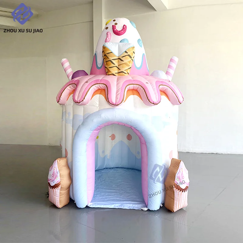 Casa gonfiabile gigante in colore gelato Casa a cupola estiva Cartone animato Decorazione natalizia per eventi per bambini