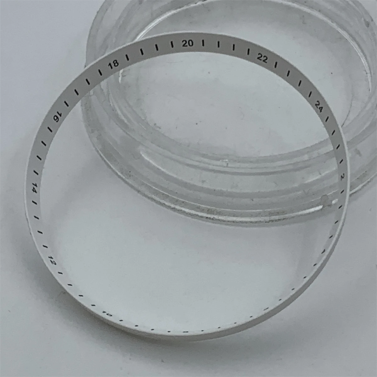 30mm*28.5mm*2.4mm Chapter Ring Two-color GMT/ Monochrome chapter ring for 40mm watch case Replace the hard plastic inner ring