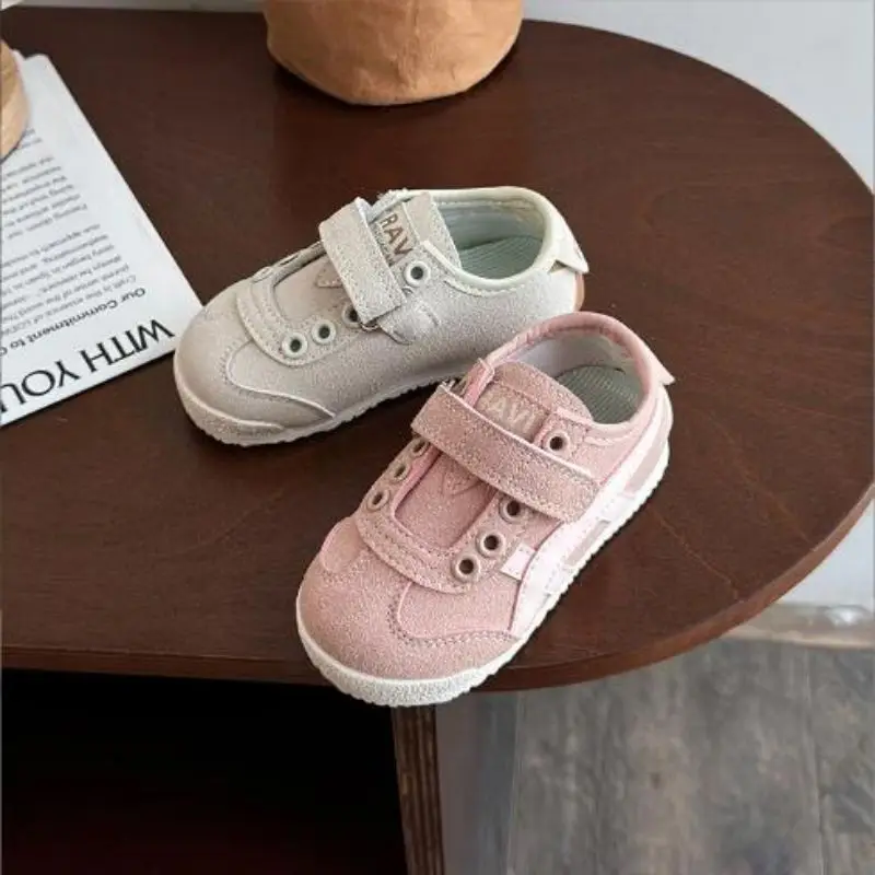 Zapatos deportivos de suela suave para niños y niñas, zapatillas antideslizantes a la moda, talla 22-31, otoño, 2024