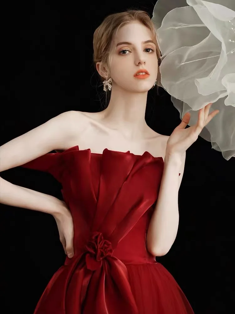 

Luxury Burgundy Satin Prom Dress Elegant Sleeveless Strapless A-Line Tulle Lace Up Floor-Length Formal Evening Wedding Gown New