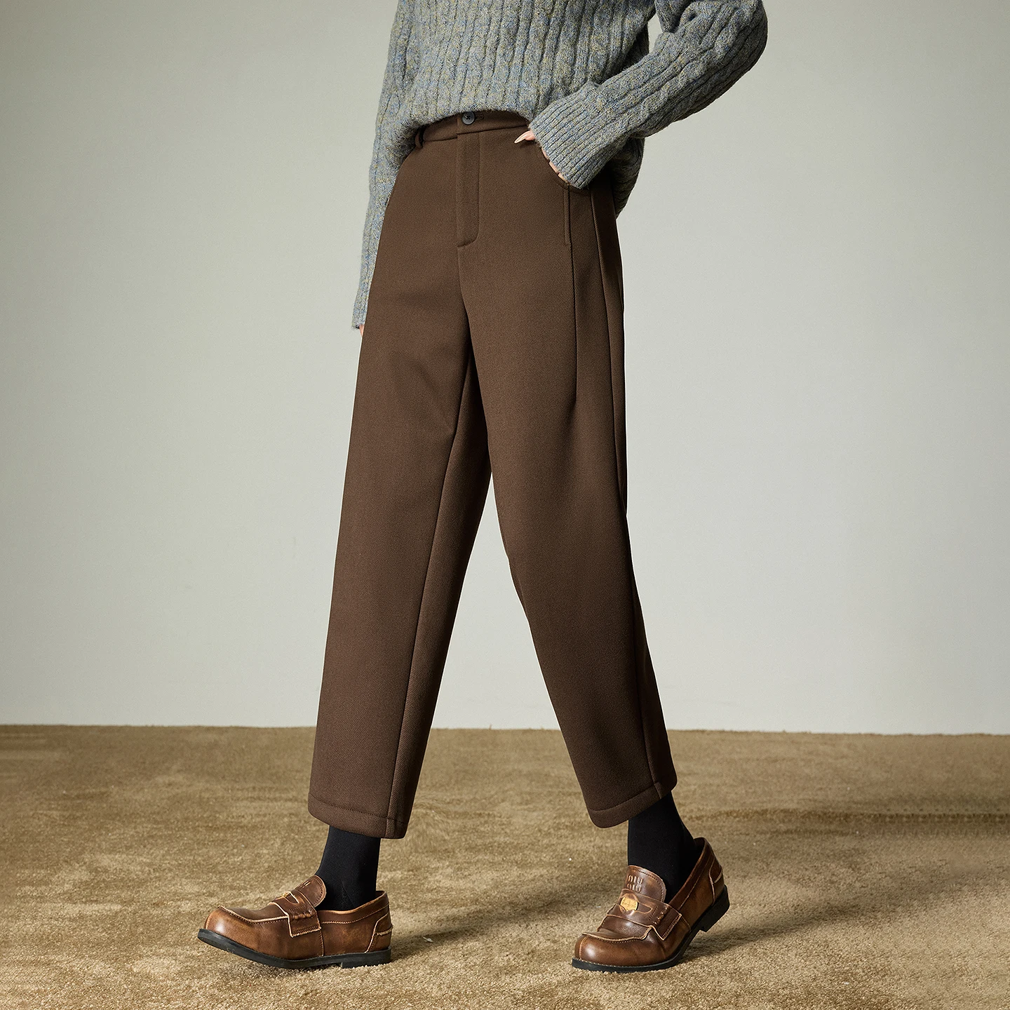 TOYOUTH سراويل تقليدية نسائية 2025 شتاء جديد ريترو مفكك نصف شق تصميم الصوف مبطن السراويل الصوفية اقتصاص #2