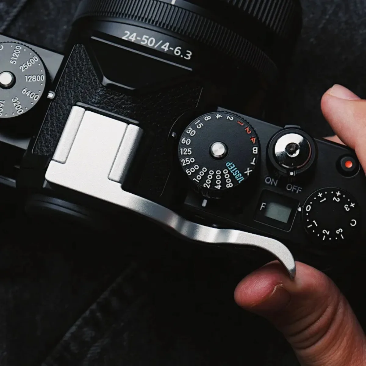 防塵カメラ親指指スキングリップ保護ホットシューカバーキャップ金属アルミハンドルニコン ZF 写真アクセサリー