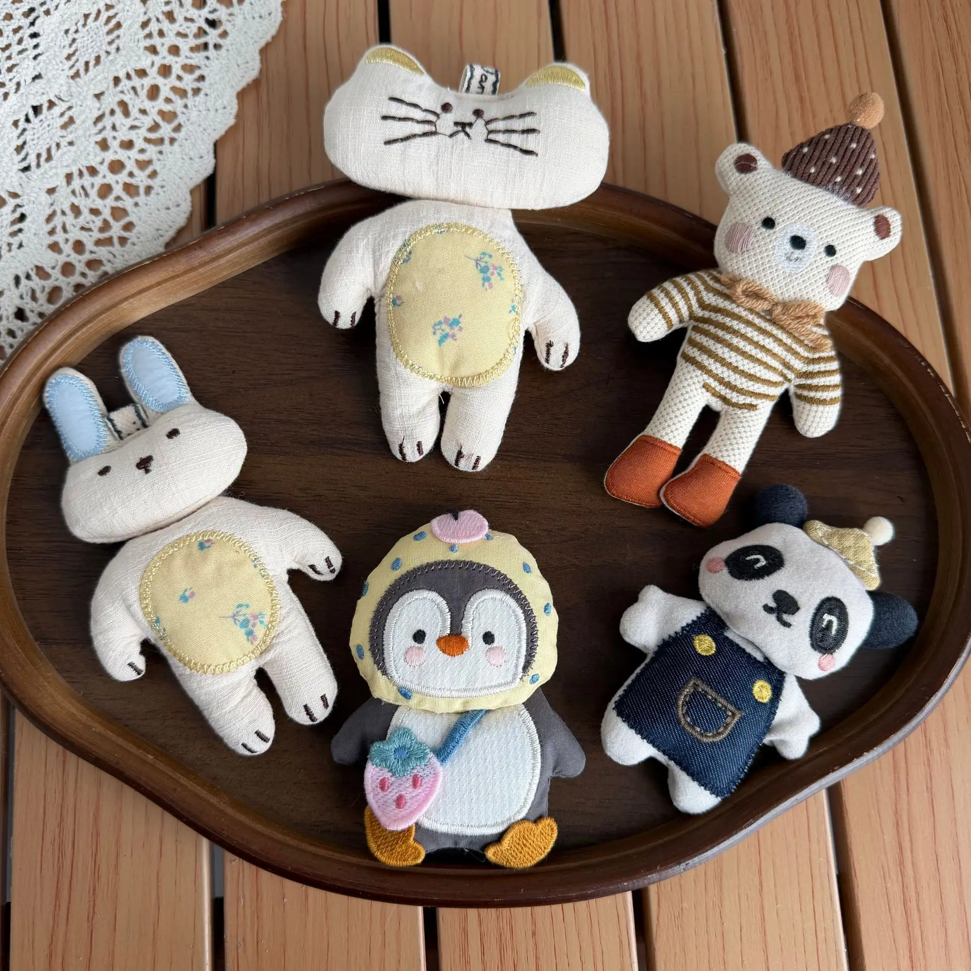 

Soft Cotton Bear Penguin Pendant Brooch Pin DIY Handmade for Bag Hat Scarf Decoration Versatile Adorable Sewing Accessory