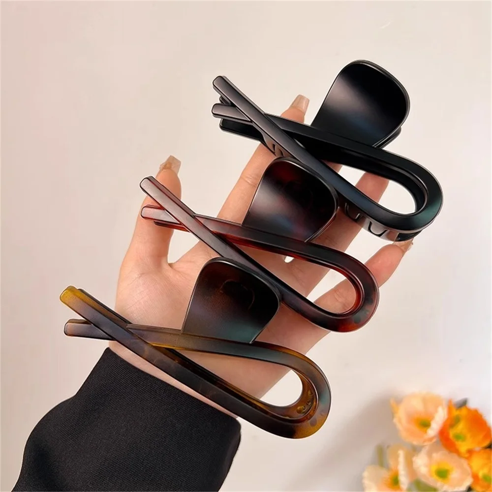 2024 Women Hair Clip Cross Matte Hairpin Fashion French Elegant Hairgrips Large Hair Claw Clips Girls Korean Hair Accessories