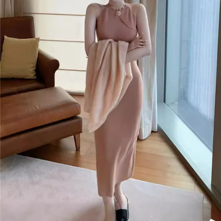 

7490, осеннее новое элегантное нежное стильное улучшенное платье Cheongsam, однотонное, с круглым вырезом и пуговицами, без рукавов, тонкое вязаное длинное платье