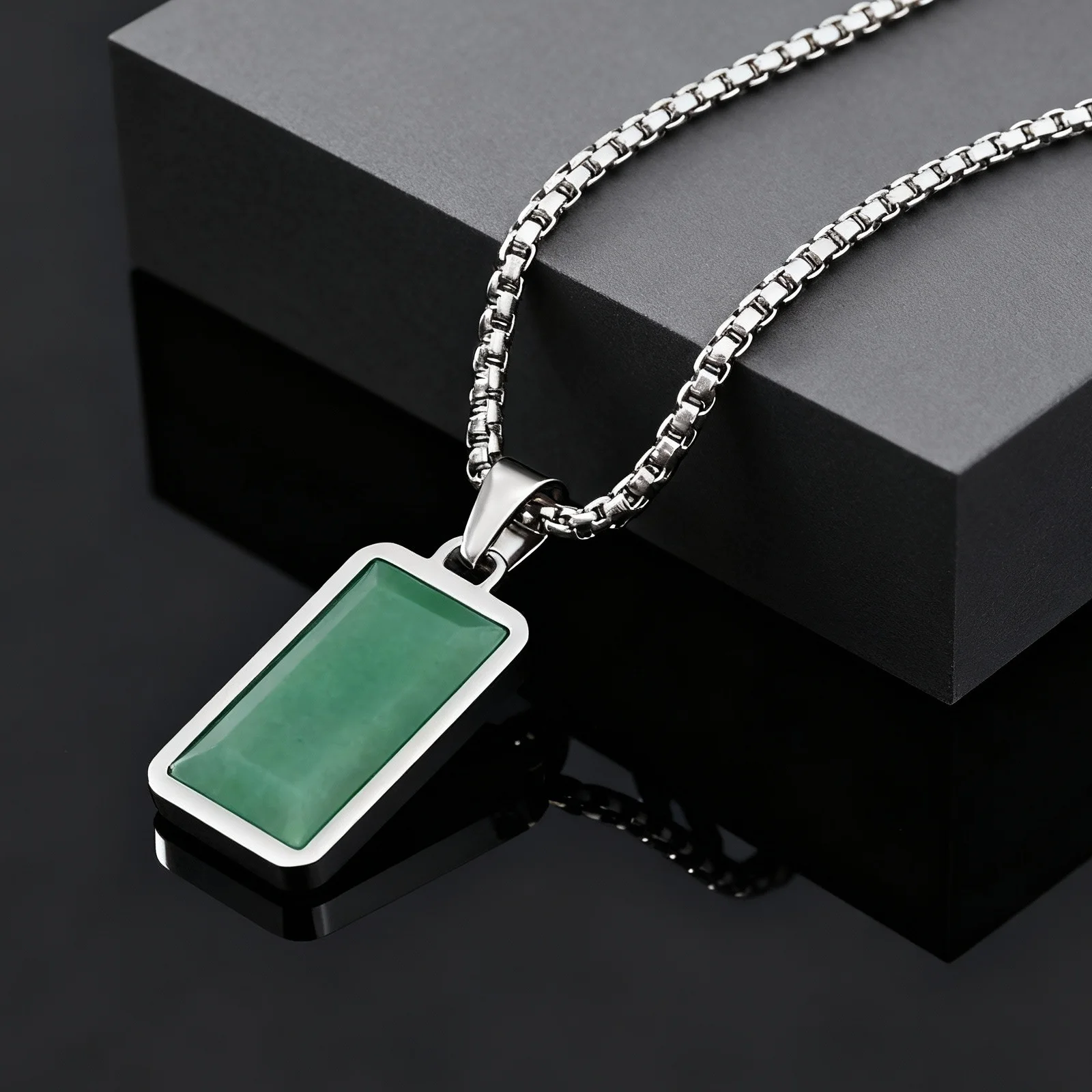 Trendy Green Natura…