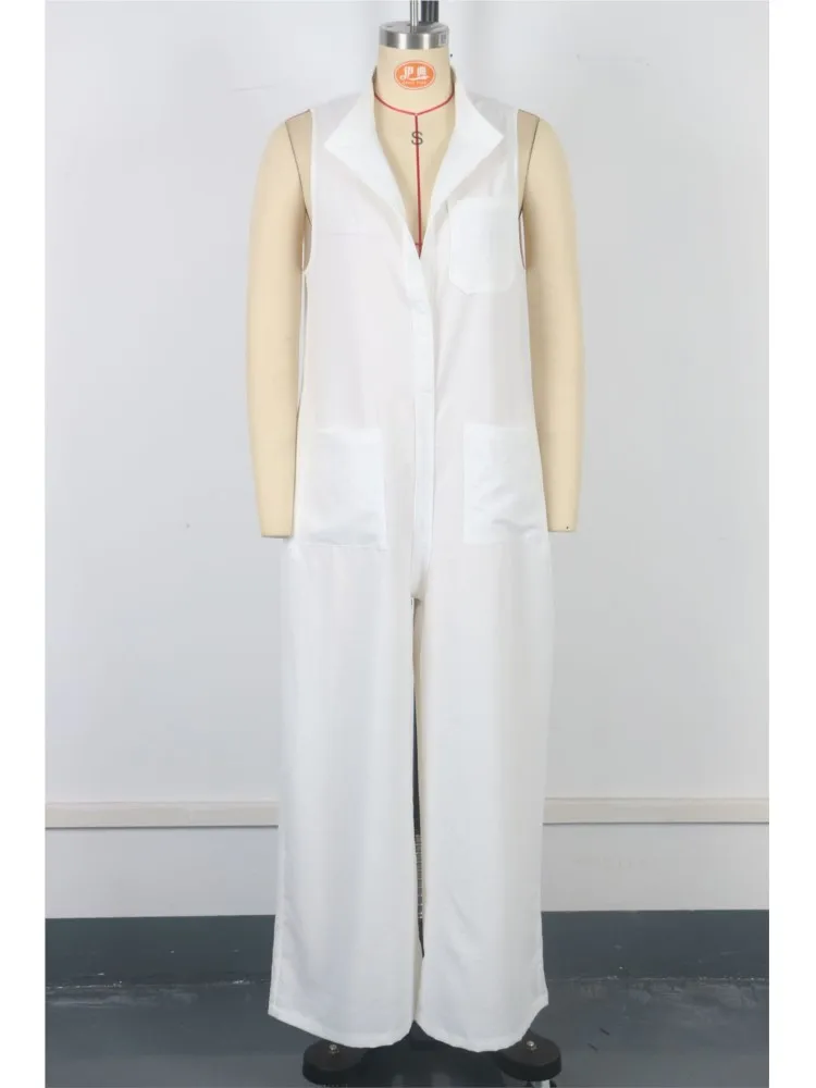 シンプルなスタイルの無地ジャンプスーツ女性のための夏のファッションフリップカラーノースリーブワンピースパンツポケット付きジャンプスーツレディース