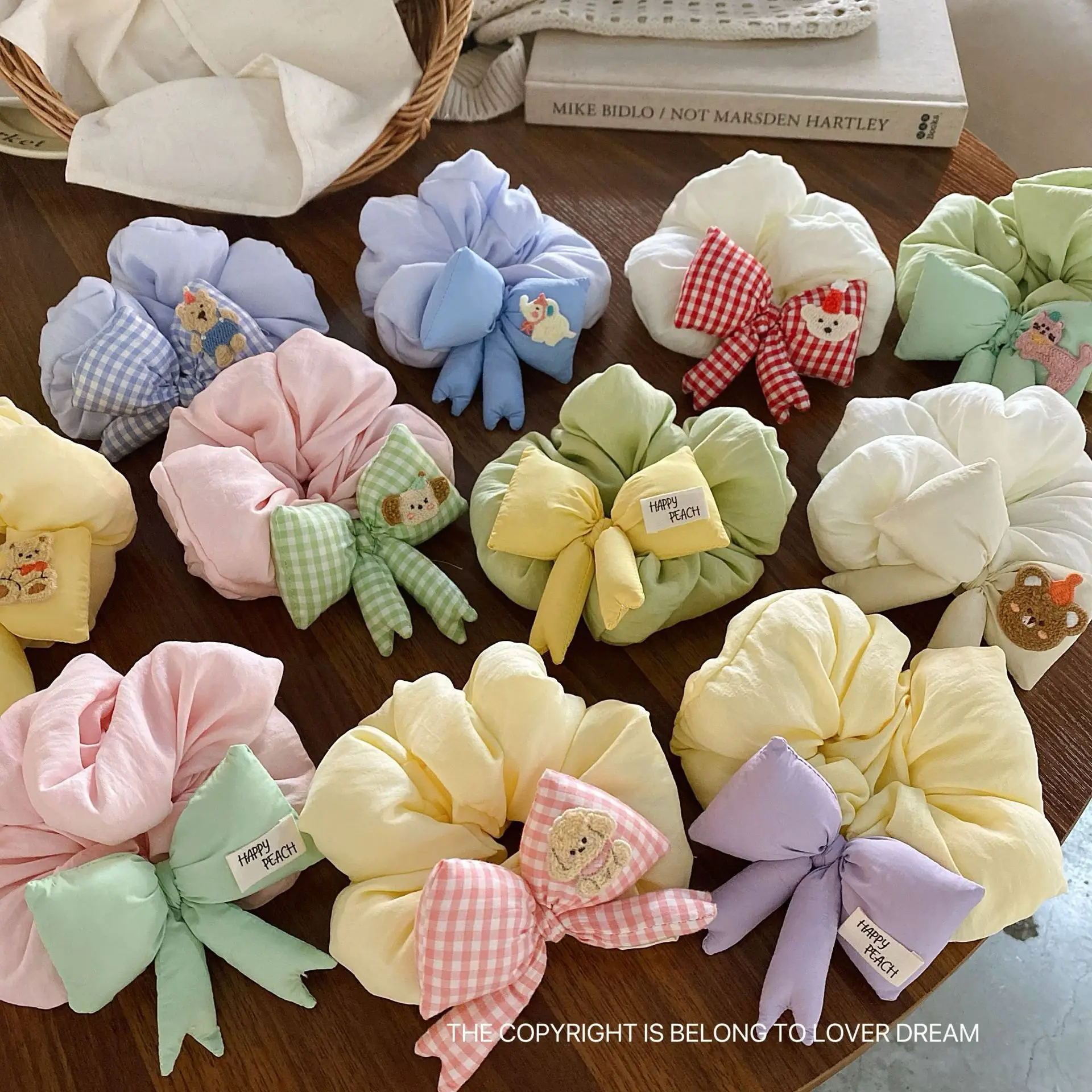 Padded 3D Bow Scrunchie Candy Contrast Color Soft Elastic Hair Tie Sweet Cute Daily Hair Accessory for Girls