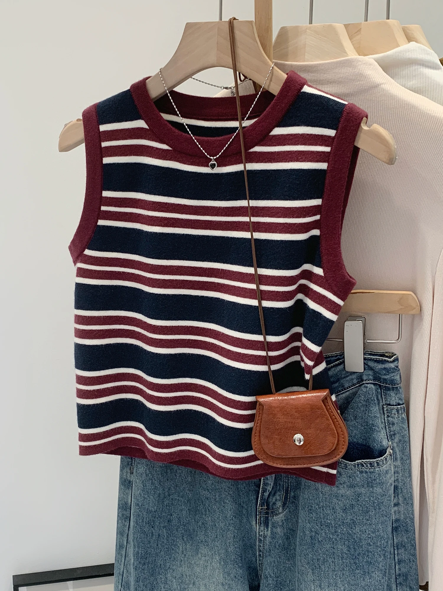 Retro Gestreifte runde Ne Svel Gestrickte Weste frauen Sommer Neue Design Sensation Single Wear Top H-ape Bal Elastici