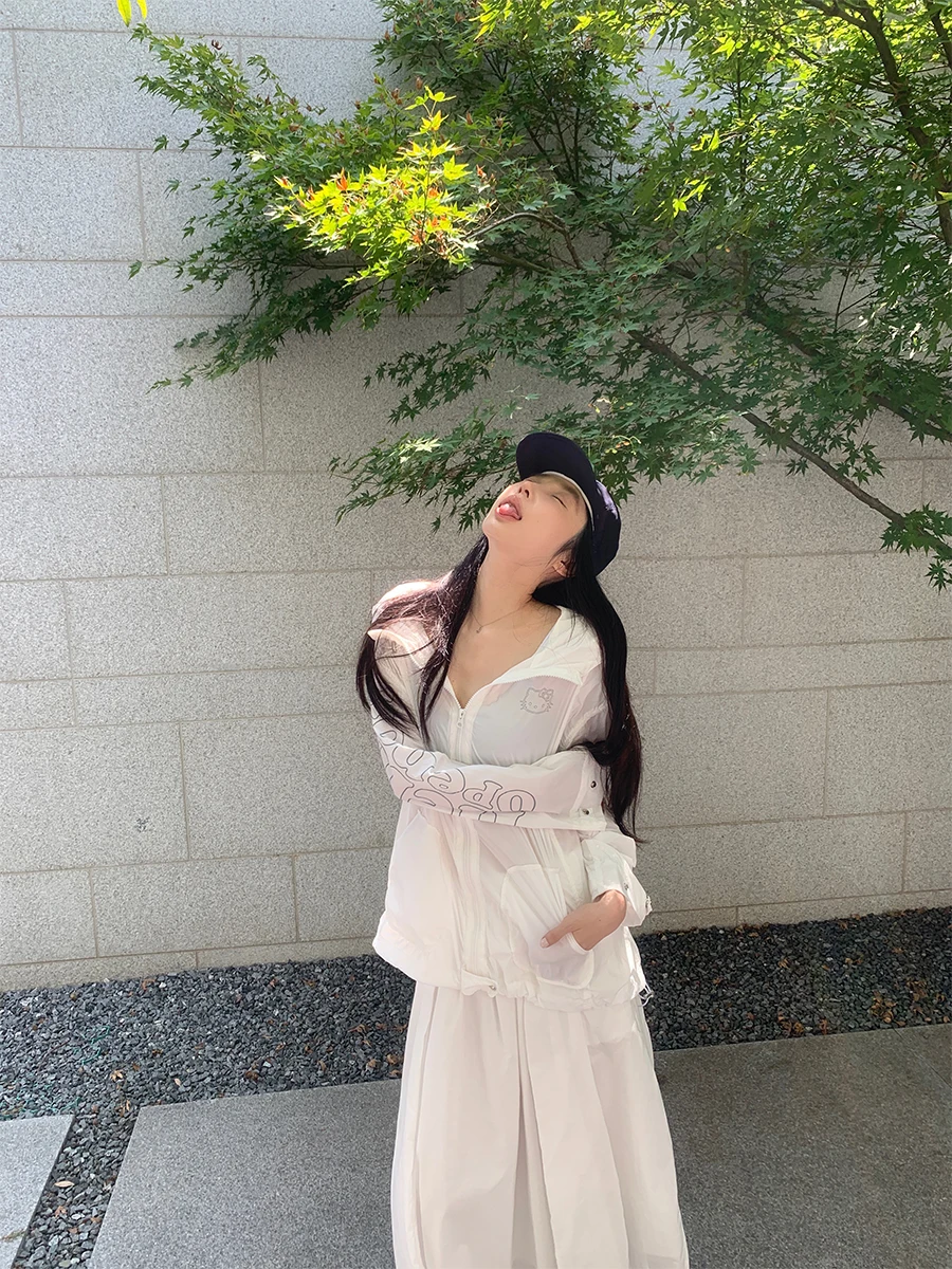 

Summer Thin Long Sve Hooded Sun Protection Clothes Women's Casual Loose Fit Kit Print Functional Lightweight Top