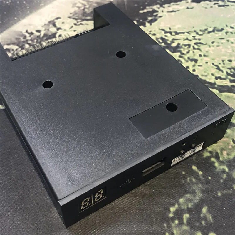 AM-3.5 นิ้ว SFRM72-TU100K USB ไดรฟ์ฟล็อปปี้ดิสก์ Emulator สําหรับ 720K ออร์แกนอิเล็กทรอนิกส์และเครื่องเย็บปักถักร้อยพร้อมจอแสดงผล LED 2 บิต