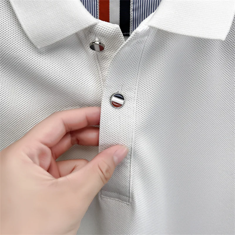 Designer-Stil Herren Langarm-Poloshirt mit Knopfleiste und Revers, Exquisites Muster-Stickerei, Herbst Neue Business-Casual Herrenbekleidung – Detail 8