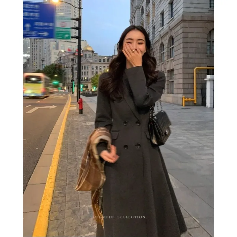 Black Hepburn Windwool Coat Women's Suit Collar New High Class Sense Waist Slimming Long Style Tweed Coat Modern Stylish 2024