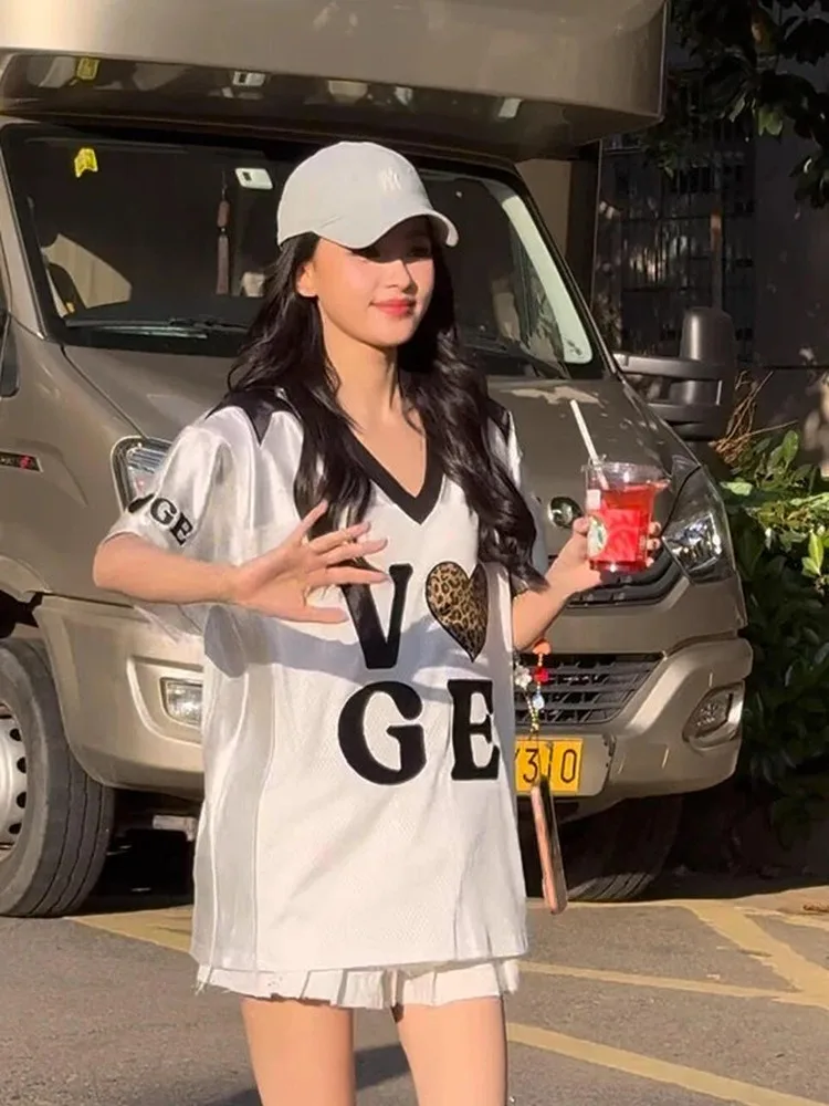 

EXJR Summer Design Letter Print White V-neck Short Sleeve T-shirt Sport Style Women's Top Loose Fit Universal Size