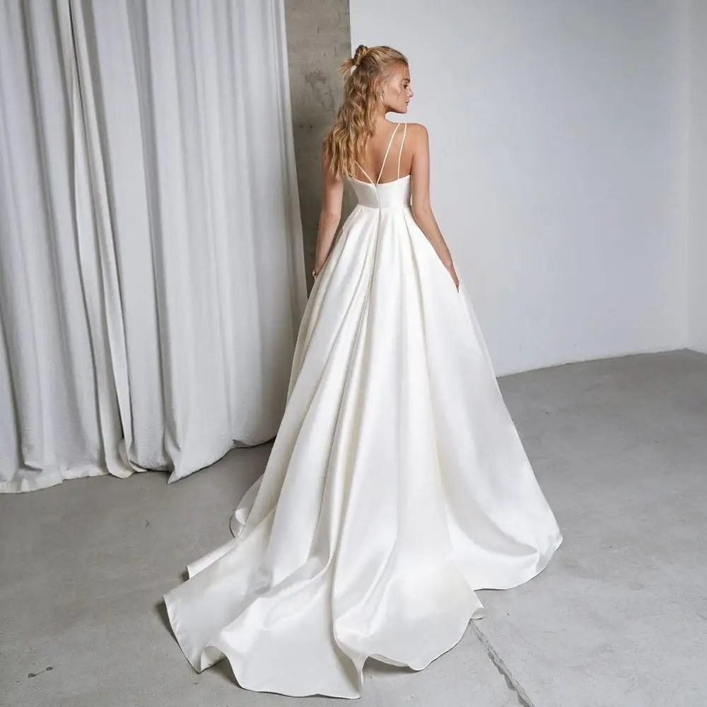 2025 Elegant Satin Wedding Dress Women Sexy Straps Ruched Pleats A- Line Simple Bridal Gown Vestido Robe De Mariage Customized