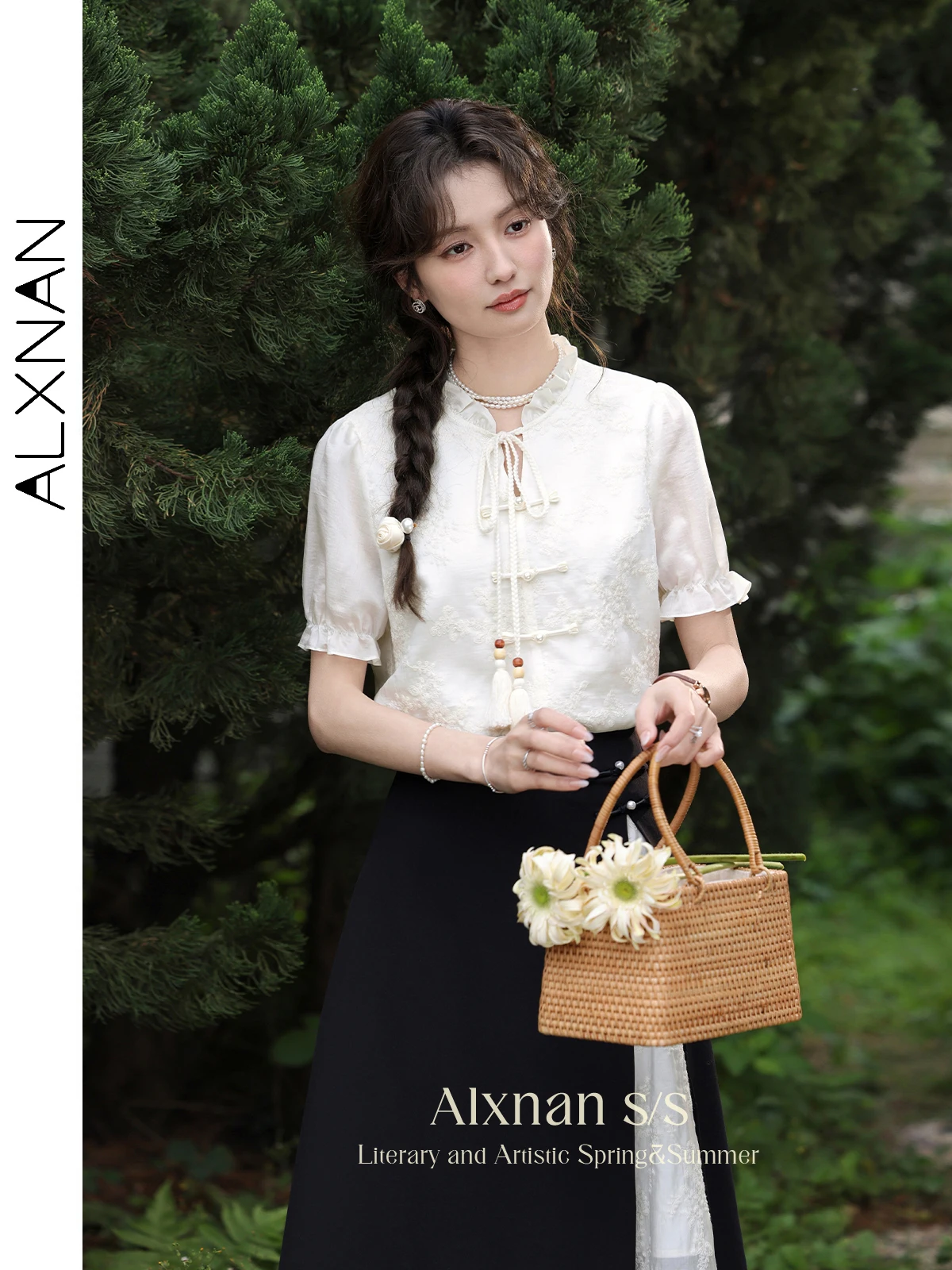 

ALXNAN Chinese Style Short Sleeve Shirt for Women 2024 Summer Ruffle Collar Blouse Female Elegant Chic Plate Buckle Tops L35039