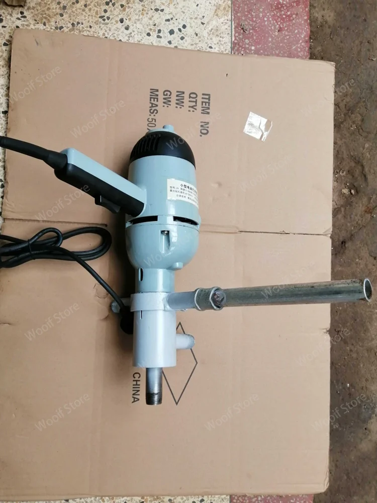 Small well drilling rig equipment household portable well digging rig civil well drilling artifact disc drilling rig tool