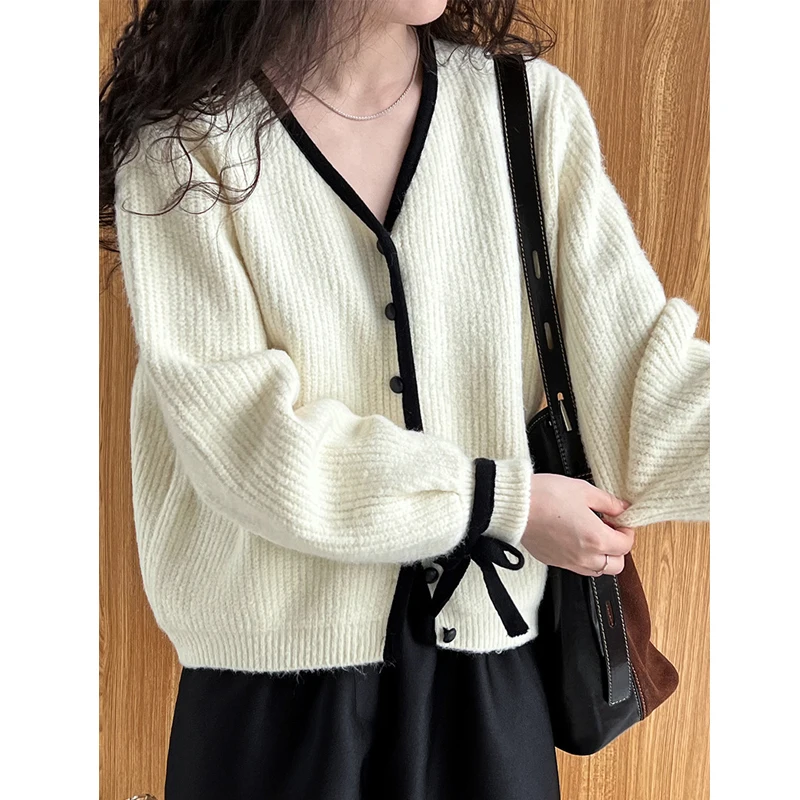 2023 Women New Autumn Knitted V-Neck Single Button Sweater Coat Cardigans Women Beige Sweater Tops Loose Style Coat