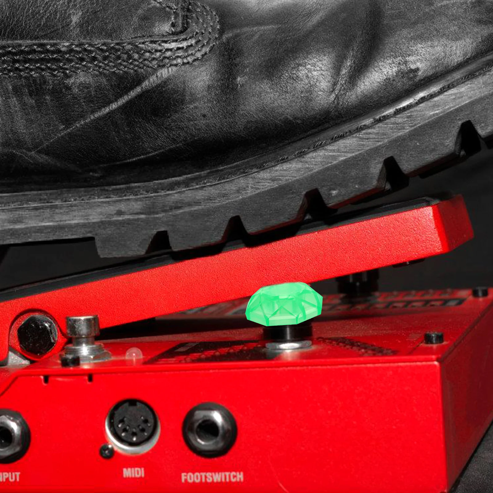 

5 Pcs Diamond Shape Effect Pedal Cap Topper Guitar Foot Plastic Accessories LED Visibility Sturdy