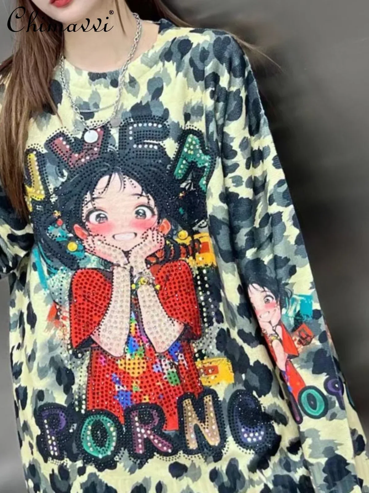 Europeu 2024 outono novo pesado quente diamante dos desenhos animados impressão camuflagem menina solta camisola tripulação pescoço manga longa streetwear topo