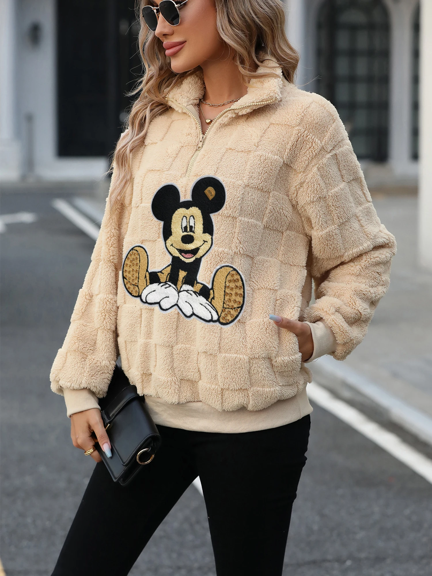 Disney 2024 Women Anime Fashion Zipper Mickey Mouse Embroidery Hoodies Autumn Winter Velour Warm Coat Clothing