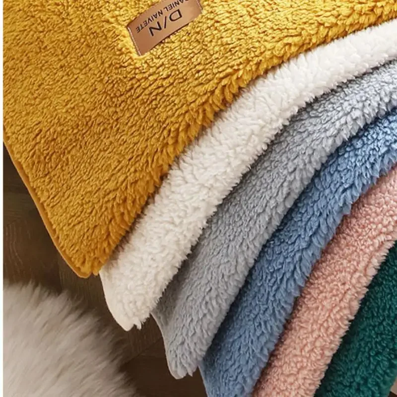 Lamb Cashmere Winter Warmth Sofa Cover Nordic Simple  Anti Slip Plush Seat Mat Thickened Soft Dustproof Comfortable Couch Towel