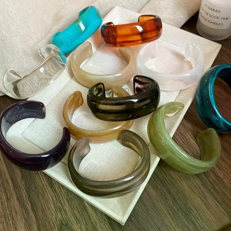 Elegant Multicolor Thick Acrylic Cuff Bracelet 4 Piece Set for Retro Inspired and Modern Day Looks