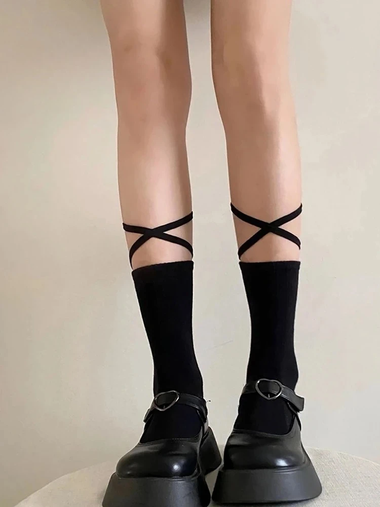 

1 пара женских носков средней длины Jk на шнуровке, модные универсальные черно-белые однотонные носки с перекрестными ремешками, удобные дышащие носки