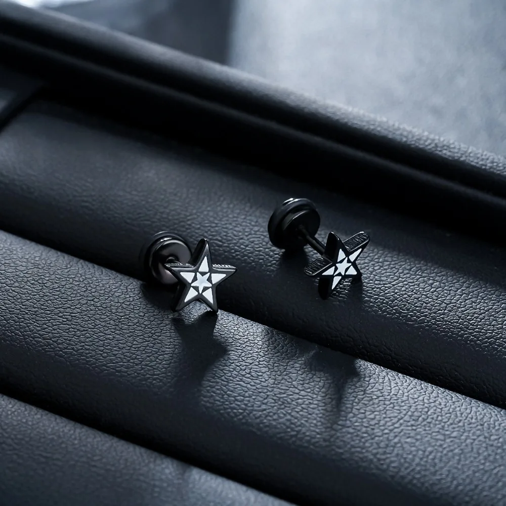 1pair Black Five-pointed Star Stud Earrings - Trendy Masculine Stylish Simple and Highly Personalized Ear Accessories.