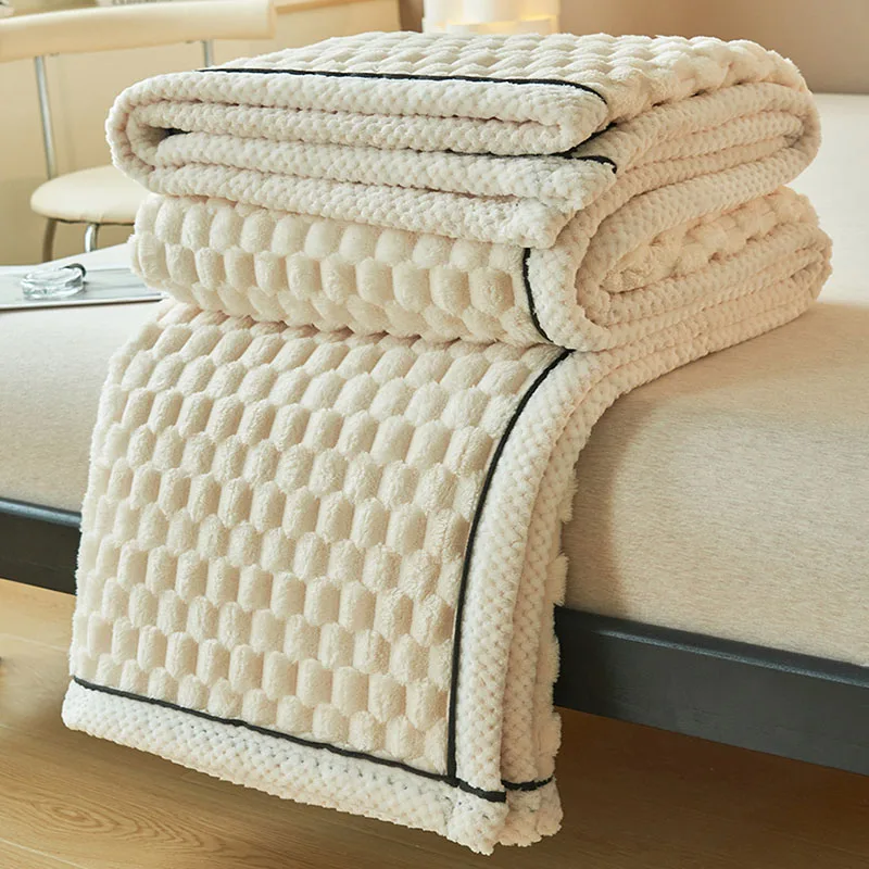 Nordic Double-Layer Thick Coral Fleece Blanket Keep Warm and Super Soft Sofa Nap Cover Queen King Quilt with Velvet for Winter