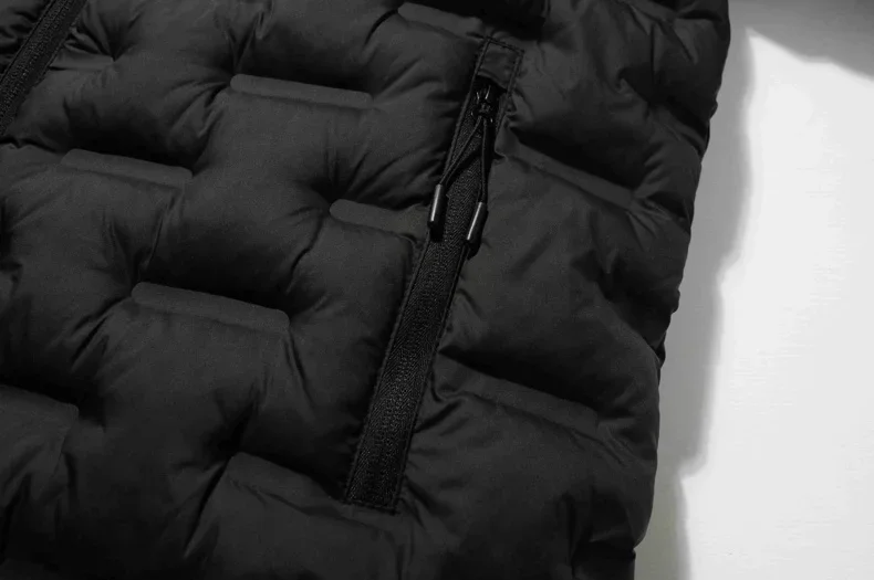Outdoor Windproof Hooded Parkas Men Winter Thicken Warm Outerwear Men Puffer Jackets Male Fashion New Padded Quality Parka Coats