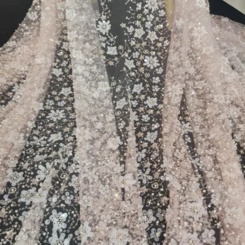 Tissu de mariage en maille de tulle rose brodé de perles de fleurs 3D tridimensionnelles, tissu pour robe
