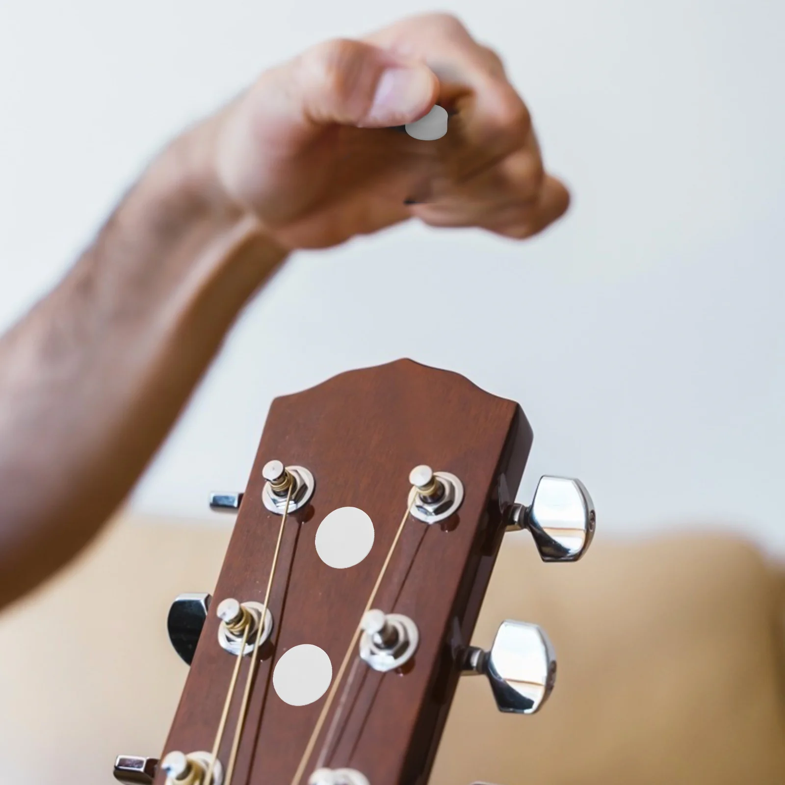 

20Pcs Natural Shell Guitar Binding Inlay Dot Round Fingerboard Inlaid Points for Acoustic Classical Guitar Mandolin Decoration