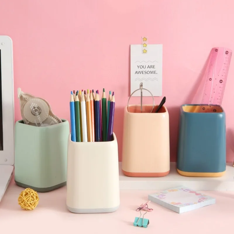 Crayon Shin-chan Pen Holders Student Desktop Pen Storage Box Cartoon Makeup Brush Stationery Pencil Container Cute Plastic Case