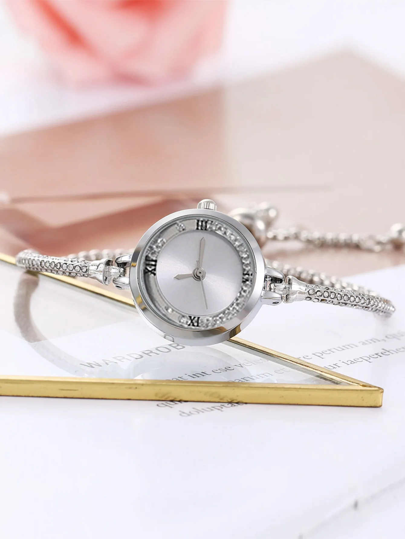 Fashion Luxury Women\'s Watch Gold Fine Strap Ladies Watch For Bracelet Montre Femme Female Wrist Watch Women Clock Relojes