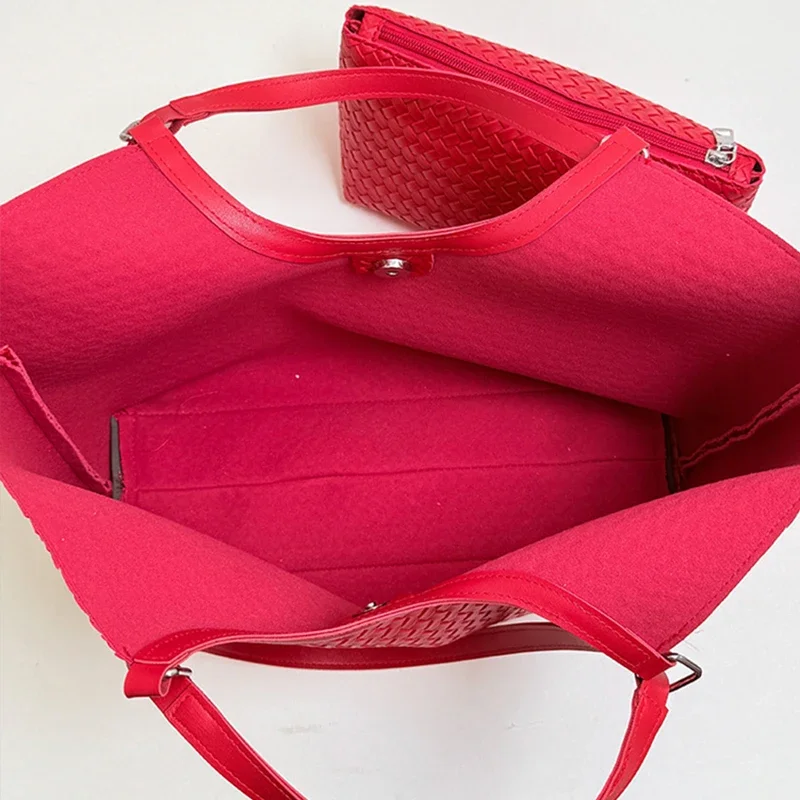 Koreanische Rattan-Geflecht-Umhängetasche, Große Kapazität Damen-Tragetasche, Sommerliche Lässige Einfache Urlaubs-Strand-Pendler-Handtasche – Detail 13