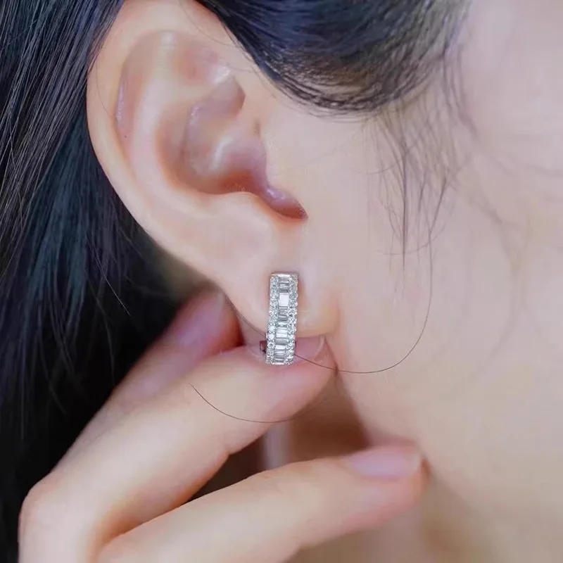 2026 New Square Inlaid Zircon Ear Buckle for Women, Exquisite for Attending Banquets, Dates, Sparkling Accessories